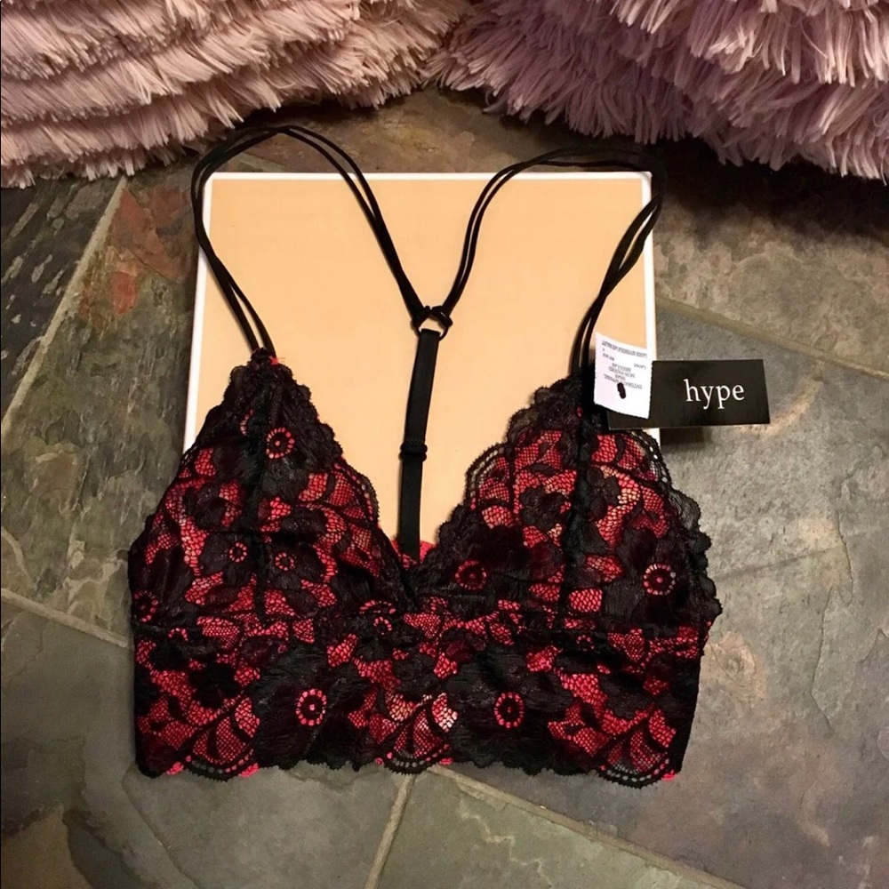 SOLD.       NWOT lace bralette